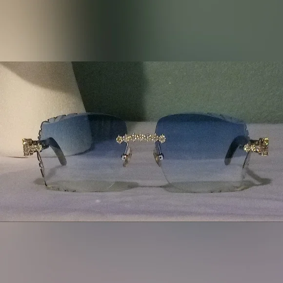 Luxury Moissanite Buffs With Genuine Ox Temples And Diamond Cut Blue Lenses